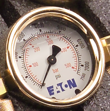 FF14801 Hansen® by Danfoss | Pressure Gauge | 1/4" Male NPT | 0 - 7,500 psi | Nickel Plated Steel
